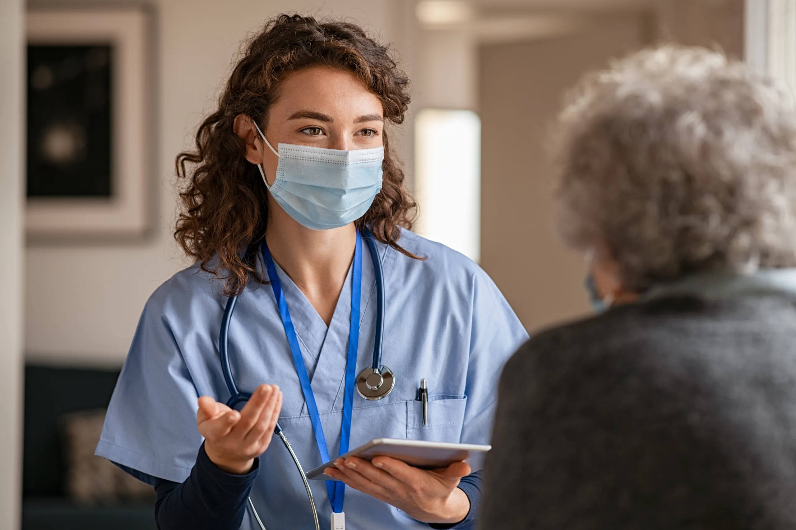 Doctor,Wearing,Safety,Protective,Mask,Supporting,And,Cheering,Up,Senior Health_5